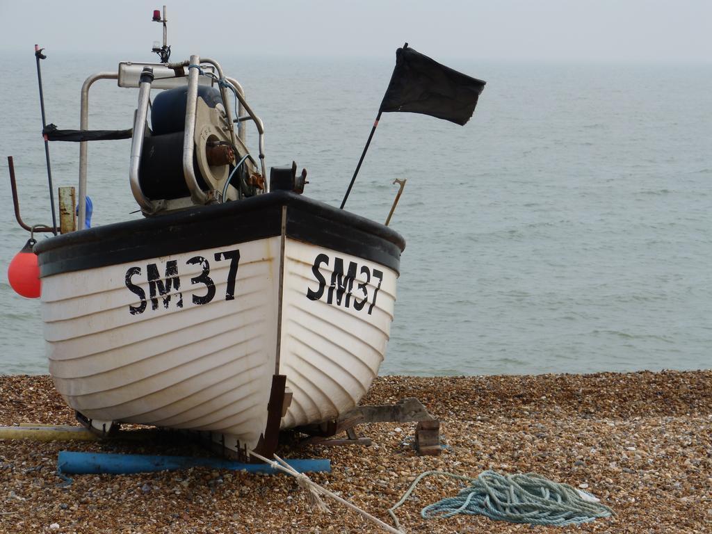 The Iverna Eastbourne Eksteriør billede